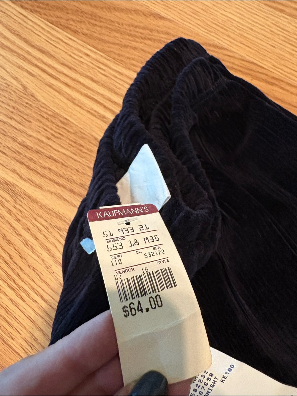 Jones New York Black Velour Jogger Pants - Picture 4 of 5